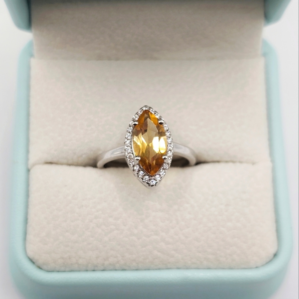 Champagne Topaz